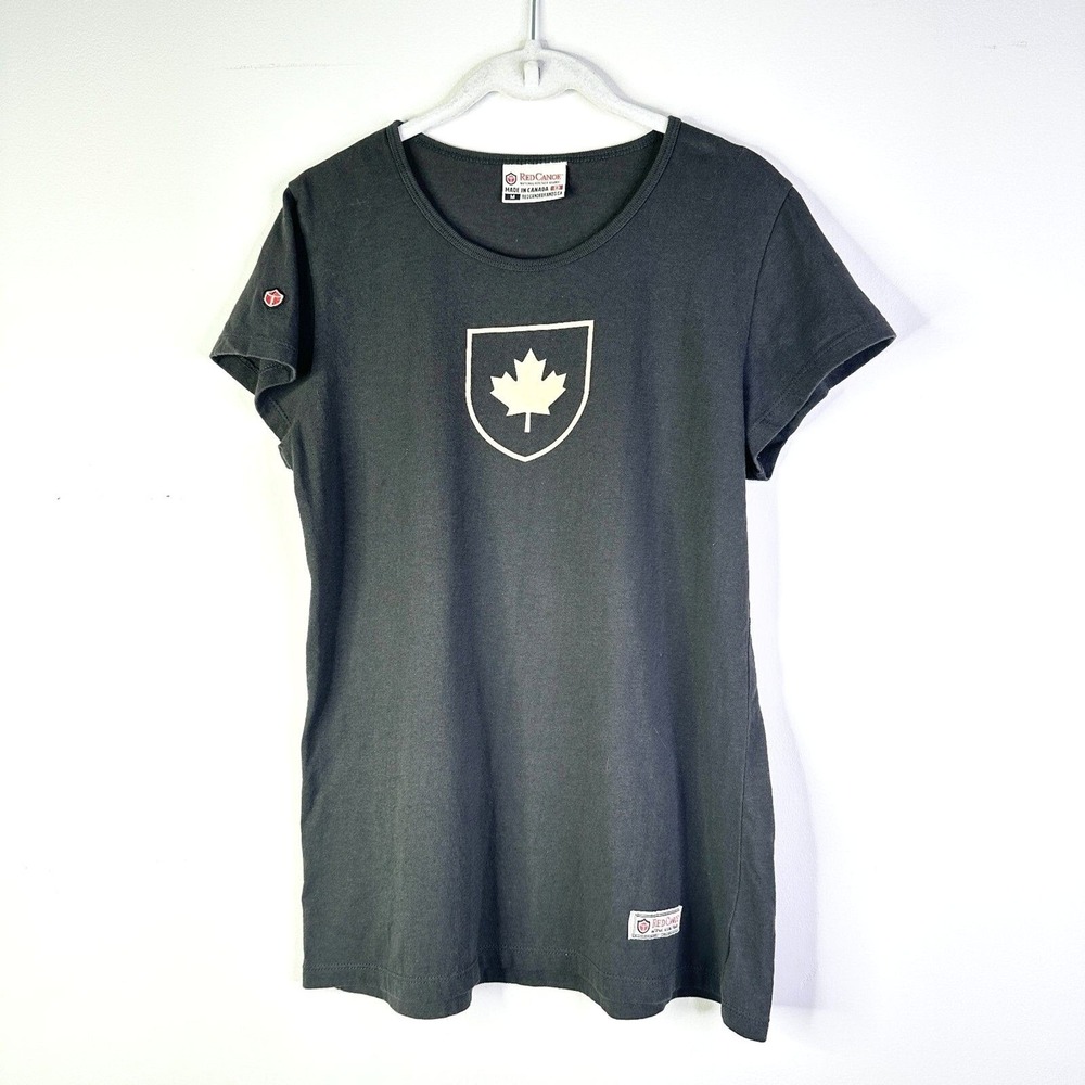 Red Canoe T-Shirt Women M Gray Cotton Tee Canadian Maple Leaf Athleisure NWOT‎